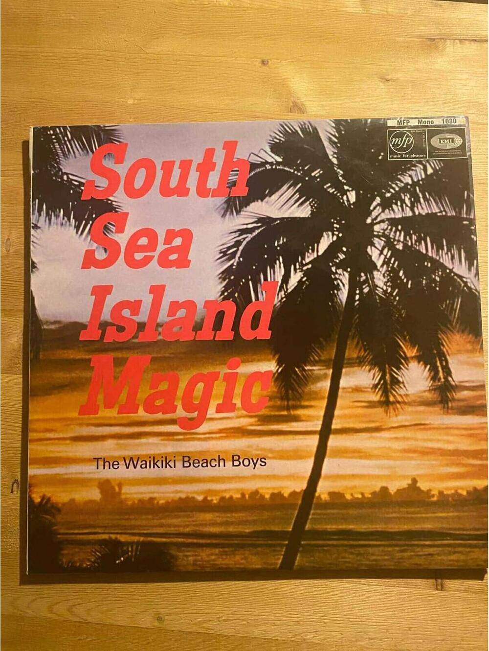 The Waikiki Beach Boys – South Sea Island Magic Vintage 33rpm VG+ AB24